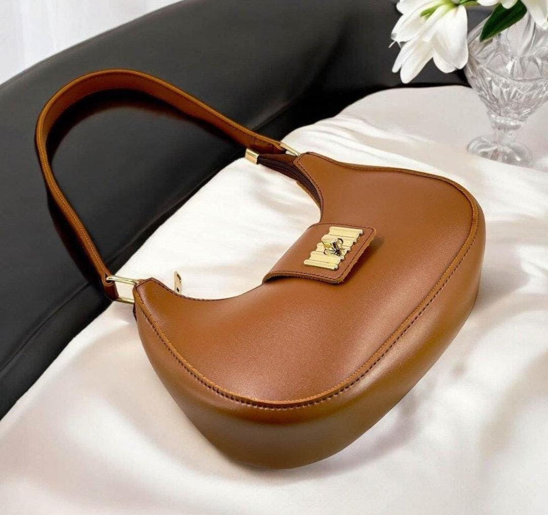 Hand bags for girls with stylish golden chain and long strap top trend stylish Elegant crossbody bag long strap for girls and women
