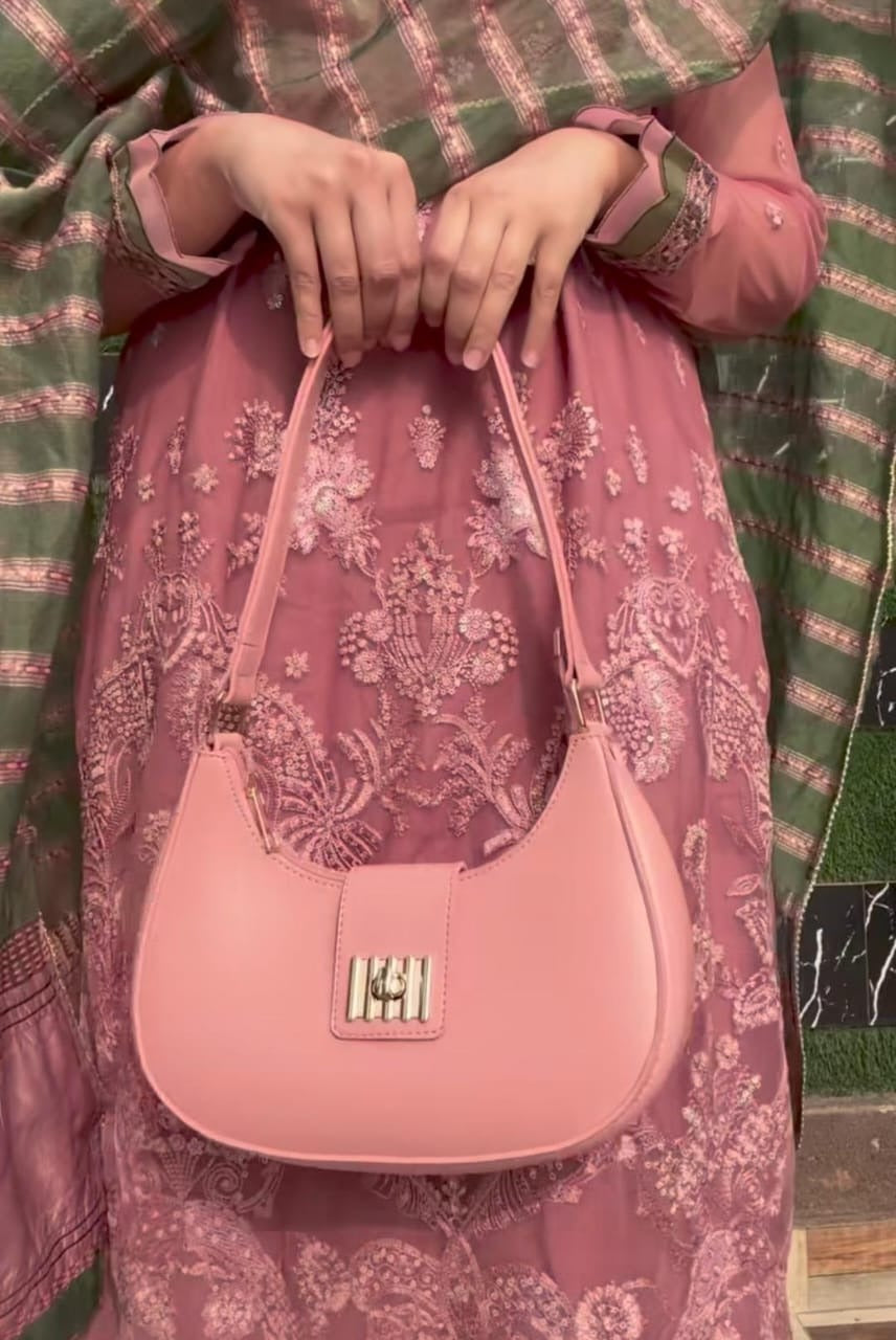 Hand bags for girls with stylish golden chain and long strap top trend stylish Elegant crossbody bag long strap for girls and women